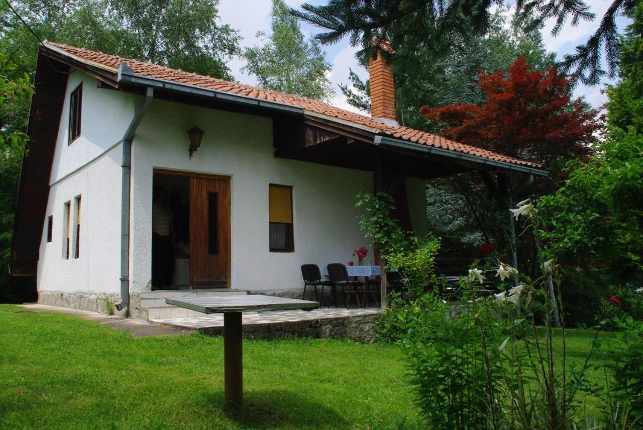 Takovo - Odmor U Selu Gornji Milanovac Exterior foto